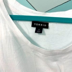 Torrid plain white t-shirt